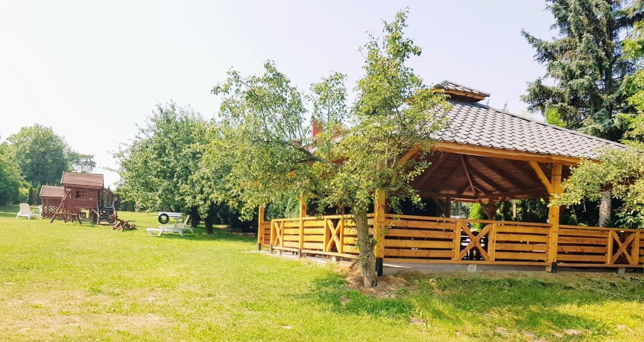 Willa-Restauracja Victoria Ostrowiec Świętokrzyski Dış mekan fotoğraf
